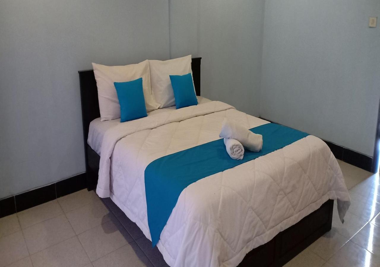 Ridho Malik Hotel Bumbang Екстер'єр фото