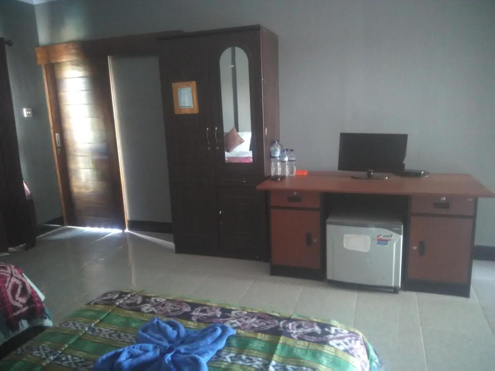 Ridho Malik Hotel Bumbang Екстер'єр фото