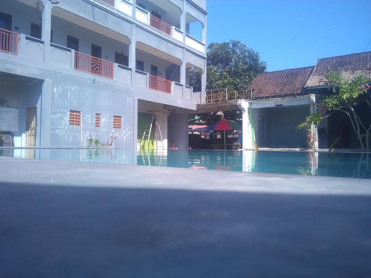 Ridho Malik Hotel Bumbang Екстер'єр фото